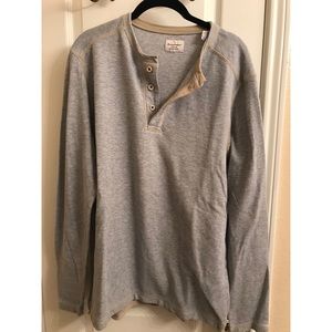 Tommy Bahama Henley tee